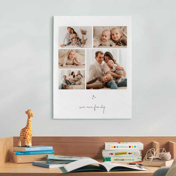 Leinwand We are Family